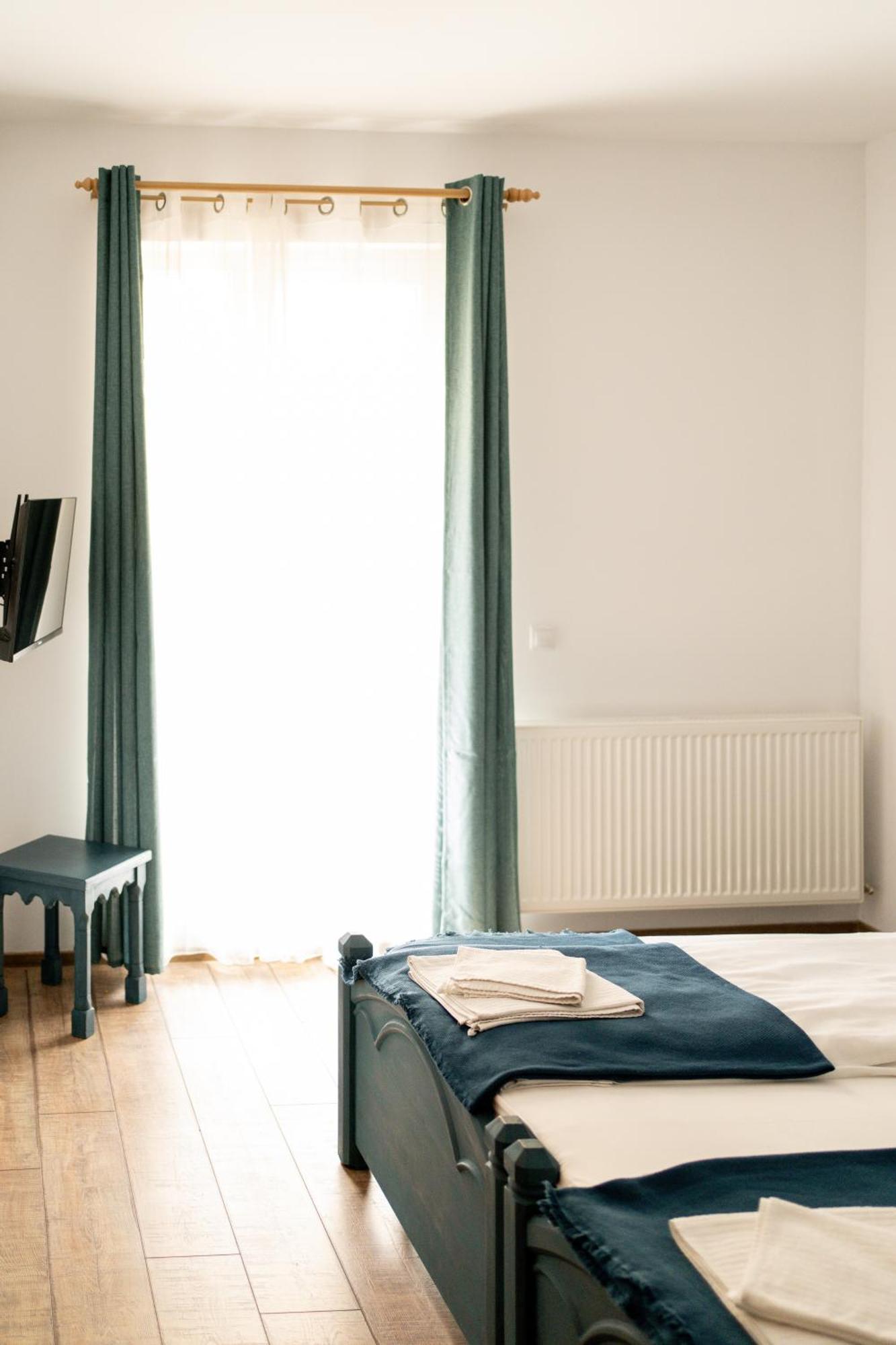 Dinvis Apartments Пояна Брашов Екстериор снимка