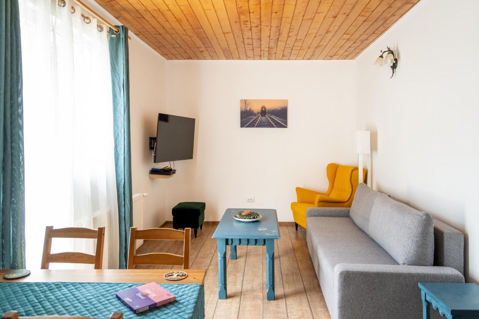 Dinvis Apartments Пояна Брашов Екстериор снимка