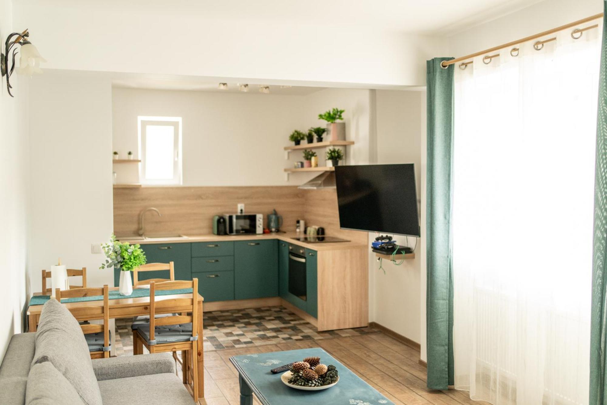 Dinvis Apartments Пояна Брашов Екстериор снимка