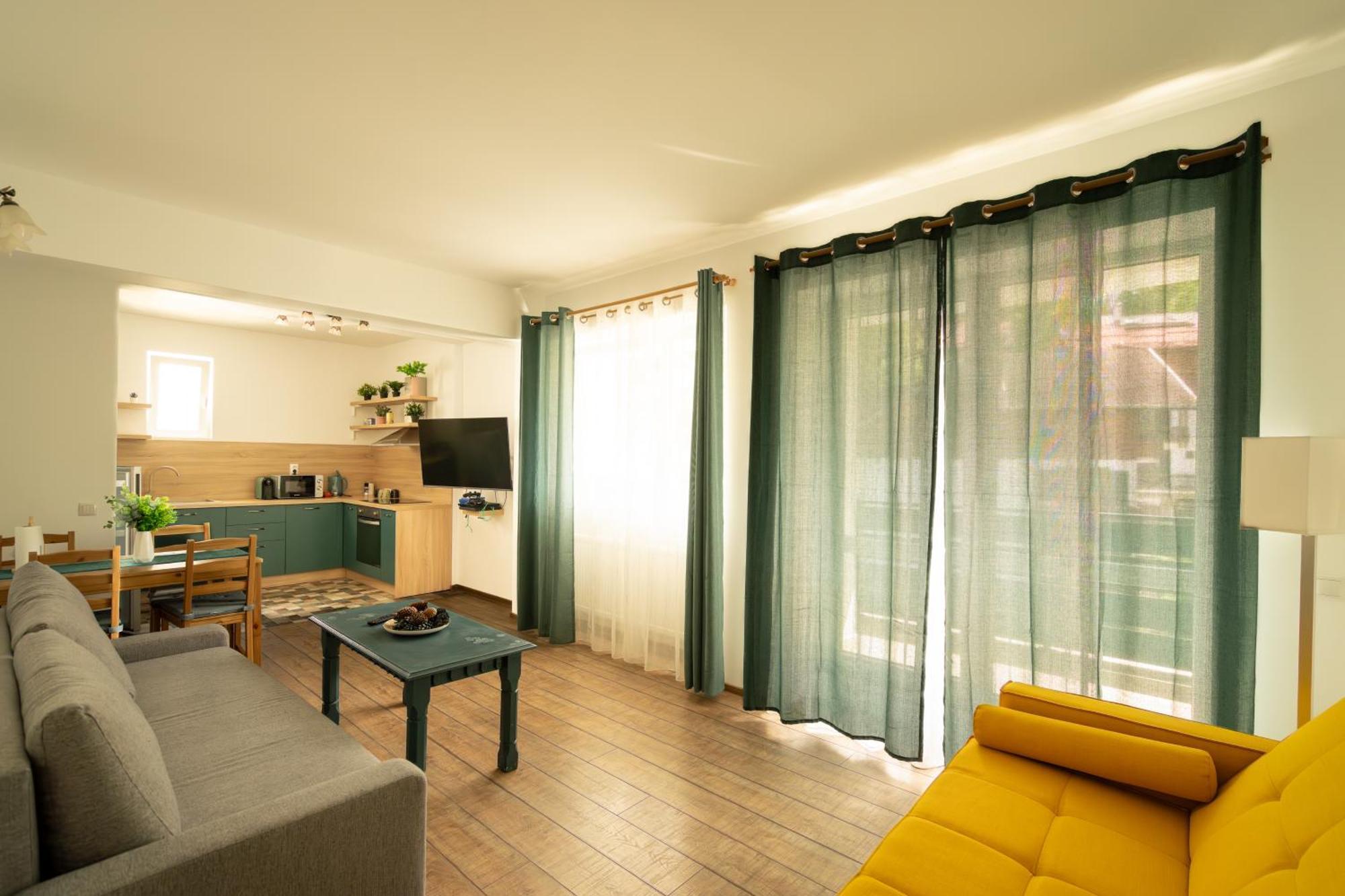 Dinvis Apartments Пояна Брашов Екстериор снимка