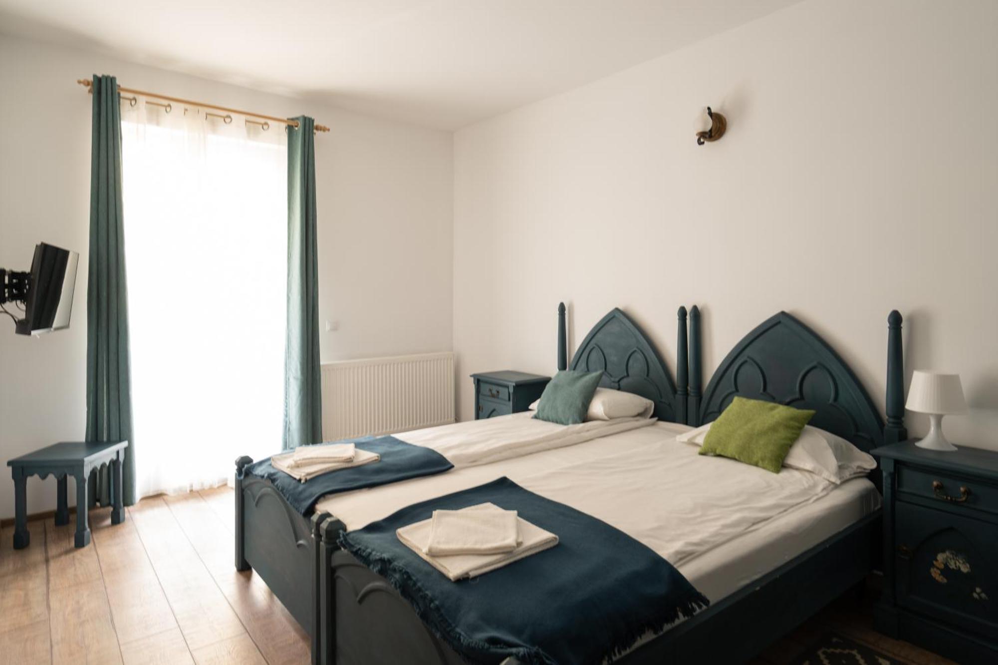 Dinvis Apartments Пояна Брашов Екстериор снимка