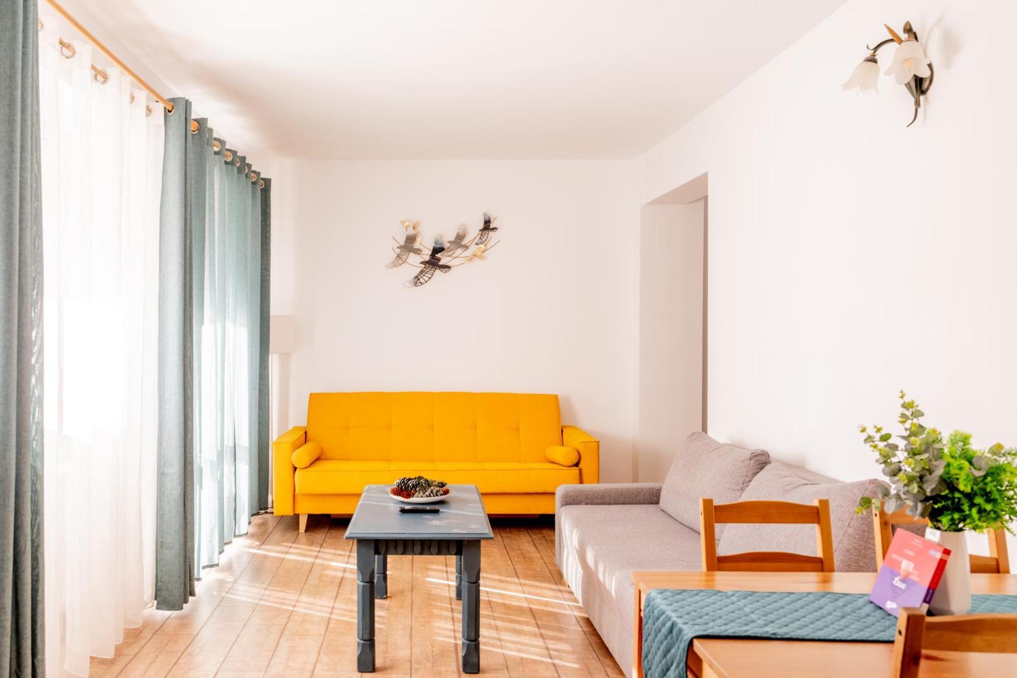 Dinvis Apartments Пояна Брашов Екстериор снимка